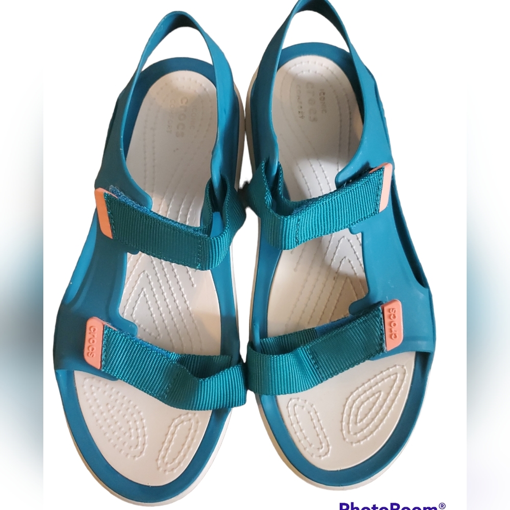 Crocs Sandals - Teal size 10 - very gently used